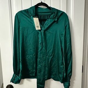 Biltmore Brand Satin Top